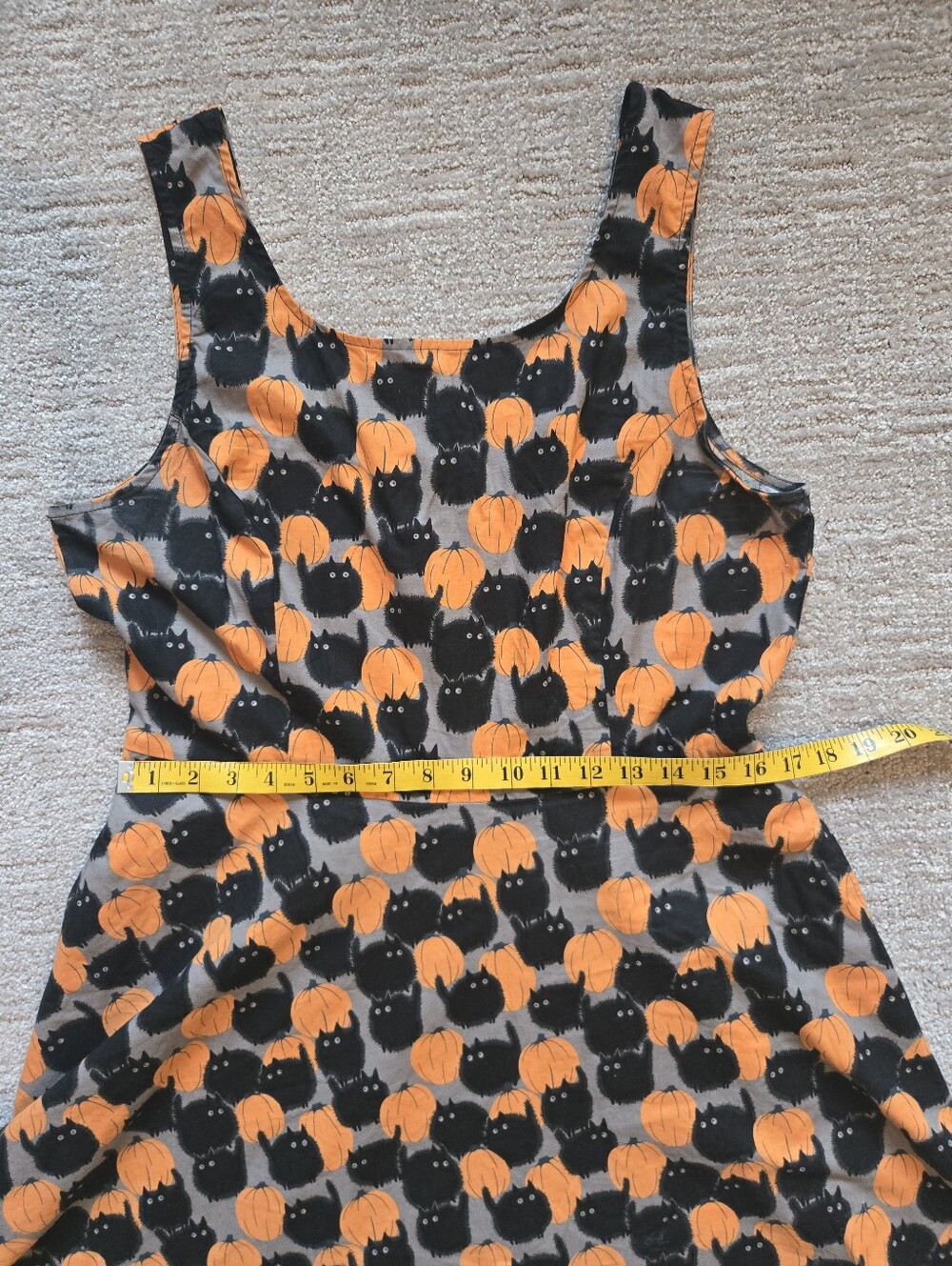 Retrolicous Spooktacular Pumpkin and Cat Print Dress Size 1X - Picture 11 of 12